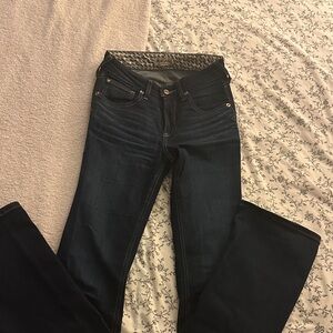 Women's Dark Blue Jeans